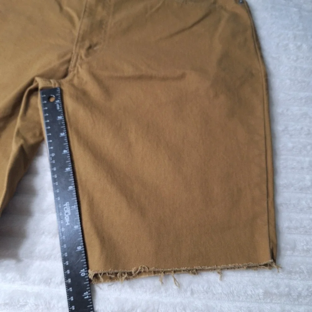 Levis 511  Khaki Slim Fit Cut Off Shorts Mens 42 BROWN Frayed Hem Denim